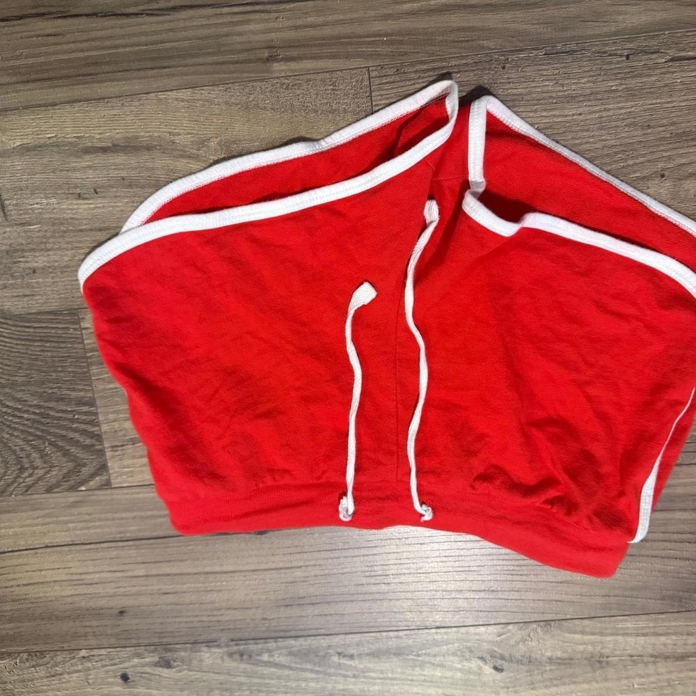 No Boundary red shorts